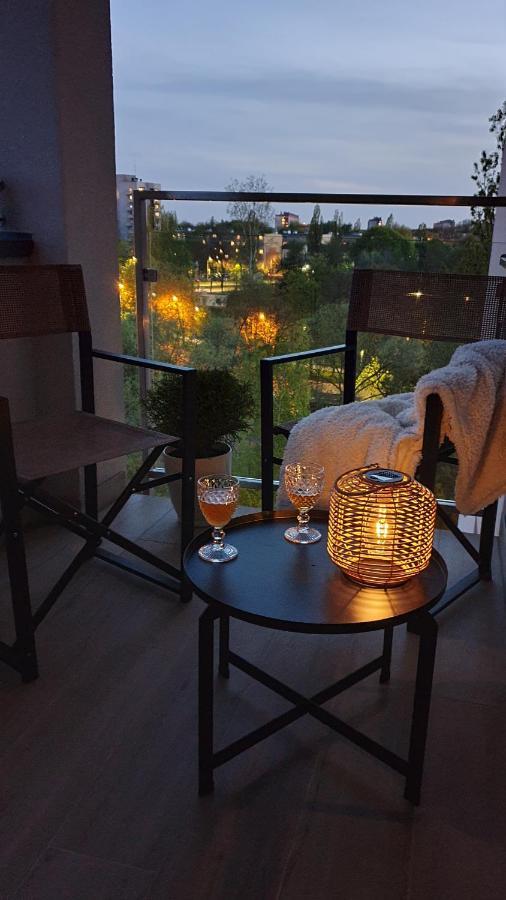 Appartement Zlota Nowa Huta à Cracovie Extérieur photo