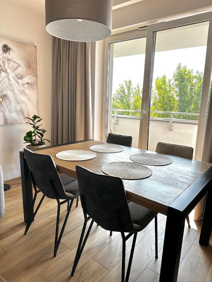 Appartement Zlota Nowa Huta à Cracovie Extérieur photo